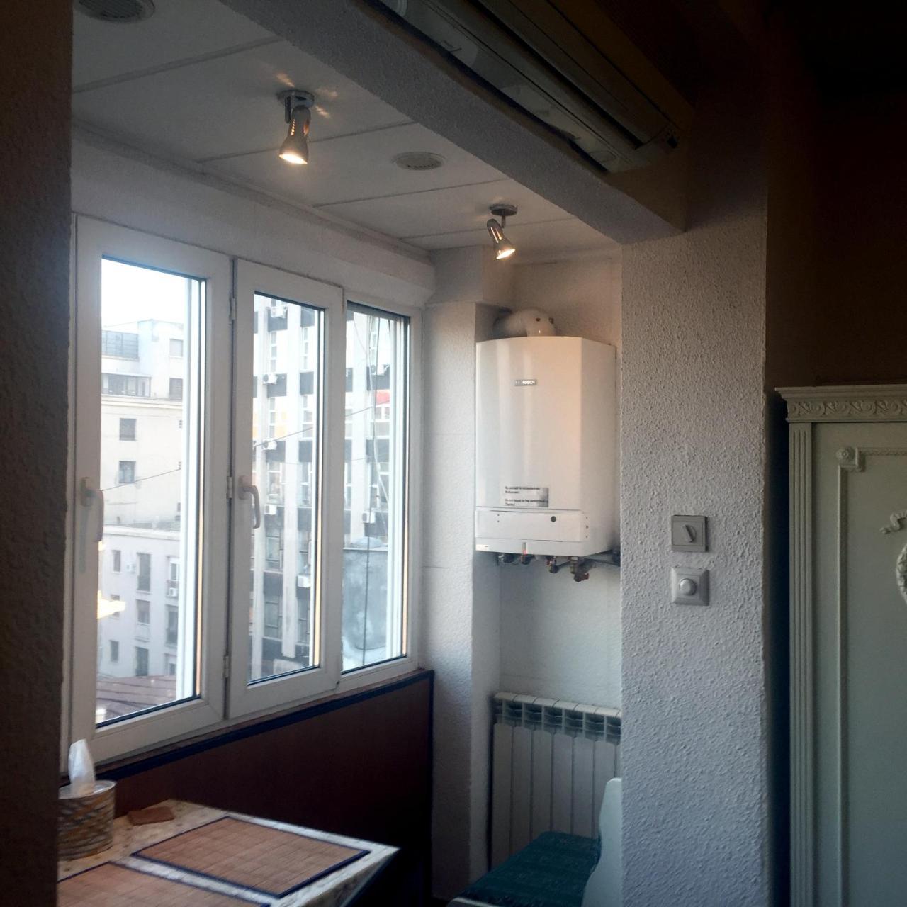 One Bedroom Apartment French Embassy Bukarest Eksteriør billede
